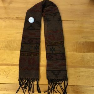 Women’s Scarf 🧣 MADE IN ITALY 100% Acrylic GUC